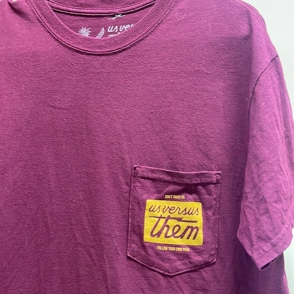 Us Versus Them Burgundy Tee Shirt Size Medium - Picture 2 of 4